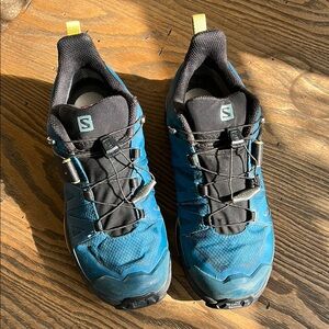 Salomon Blue Black Trail Running Shoes X ultra 04 Gortex size 7 men’s 5.5 youth